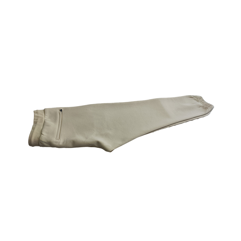 What are the benefits of the versatile nature of men's casual pants?